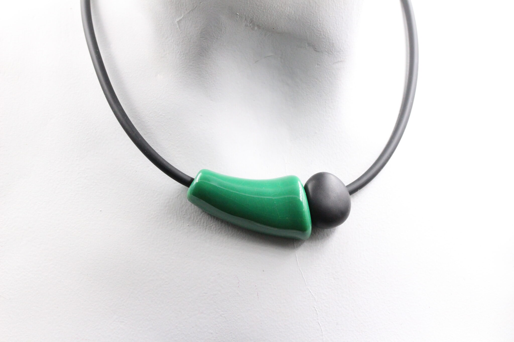 CCOM.VF.ANDREANI Collier Comète acier en céramique pour femme couleur vert feuille